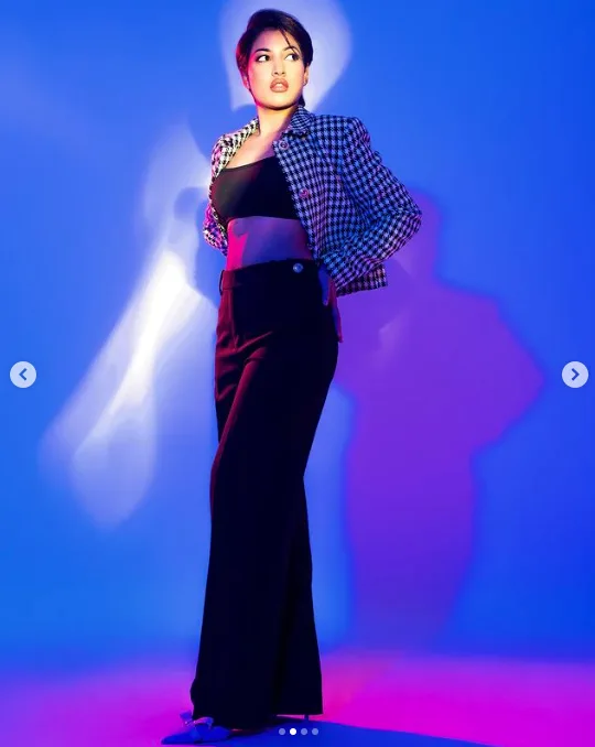Photoadda studio | product photography | product photographer near me | modeling photoshoot | ecommerce product photography