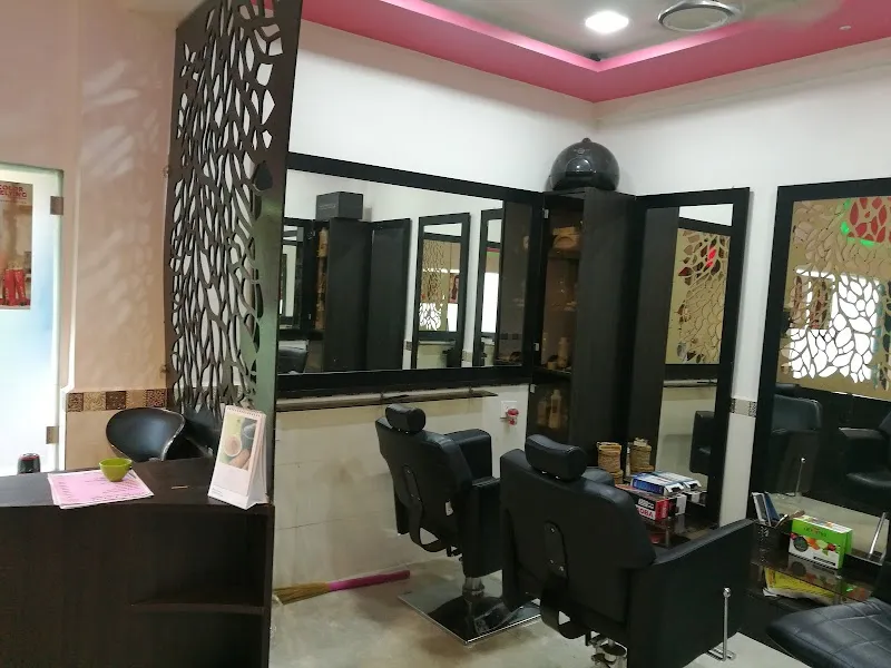 PINK PETAL BEAUTY STUDIO & SPA ONLY FOR LADIES