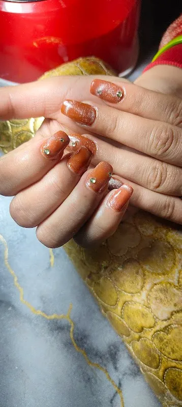 Leona Unisex salon | Best Salon in Najafgarh