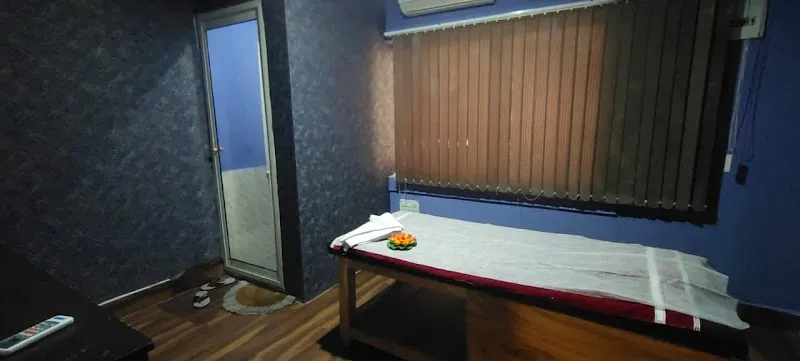PEACOCK SPA