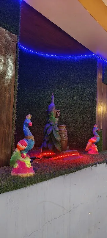 PEACOCK SPA