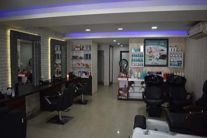PAMPER BEAUTY SALON