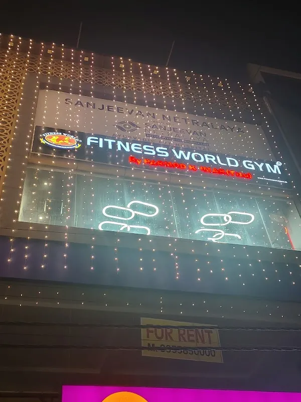FITNESS WORLD GYM - Best Gym in Karol Bagh, Top Luxury Gym in Karol Bagh, Zumba, Aerobic, Yoga Classes, Kick Boxing