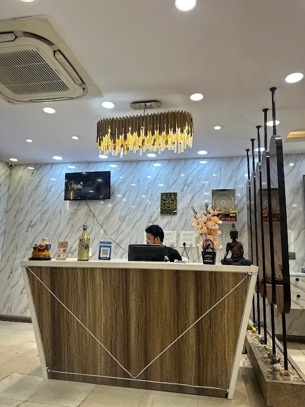 SCISSOR & STYLE UNISEX SALON
