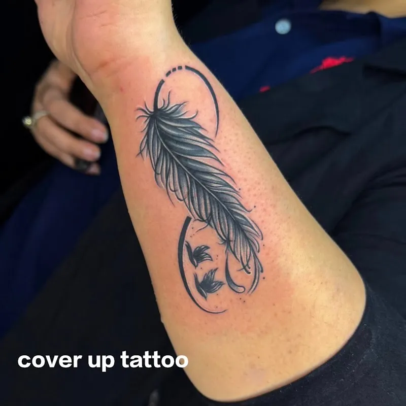 Black mark tattoo studio