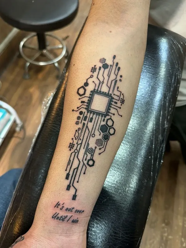 Black mark tattoo studio