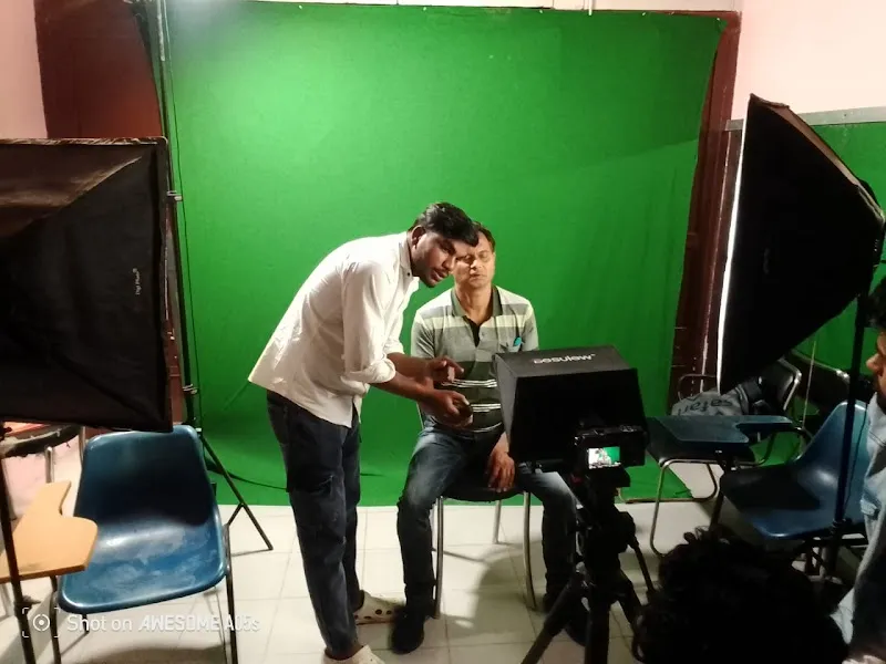 Sharp Institute of Film & TV- Best Class in Patna | Acting | Dance Classes | Mass Communication l Share Market l Music Studio