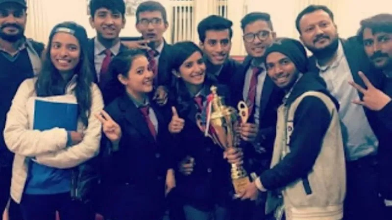 Sharp Institute of Film & TV- Best Class in Patna | Acting | Dance Classes | Mass Communication l Share Market l Music Studio