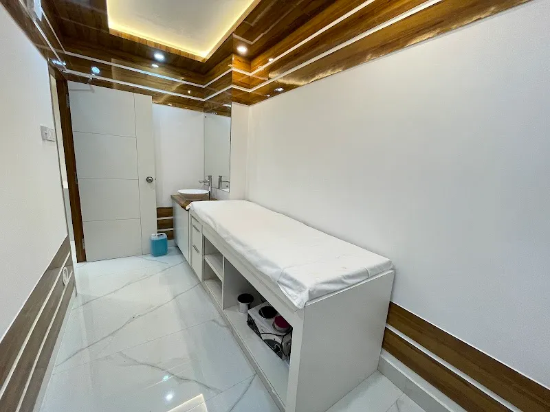 Vrinda Unisex Salon