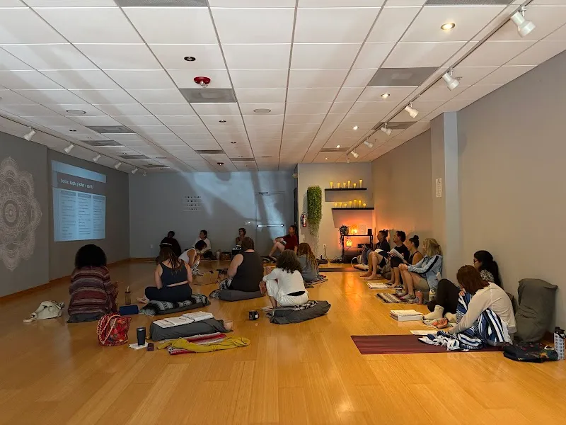Guruv Yoga
