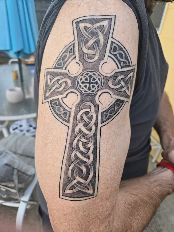 Lark Tattoo and Body Piercing