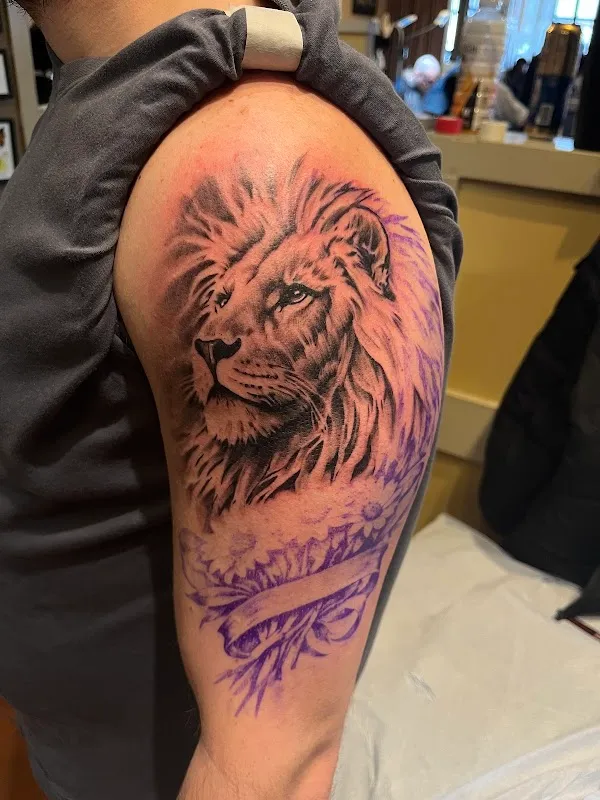 Lark Tattoo and Body Piercing