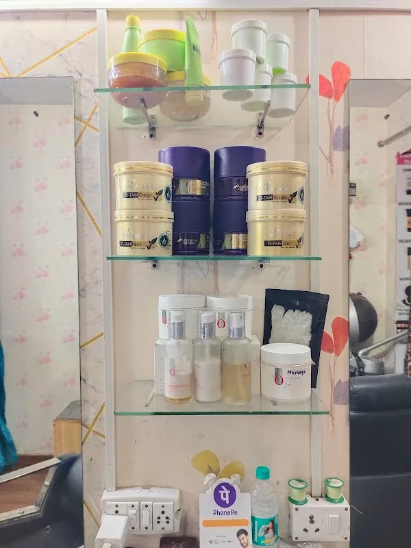 A R Beauty Salon