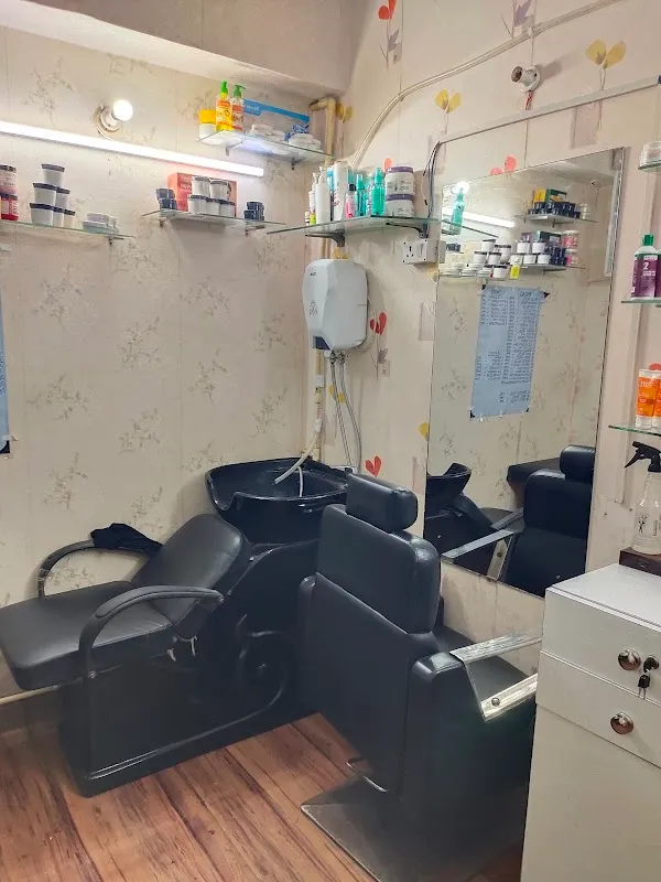 A R Beauty Salon