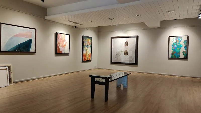 Dhoomimal Art Centre