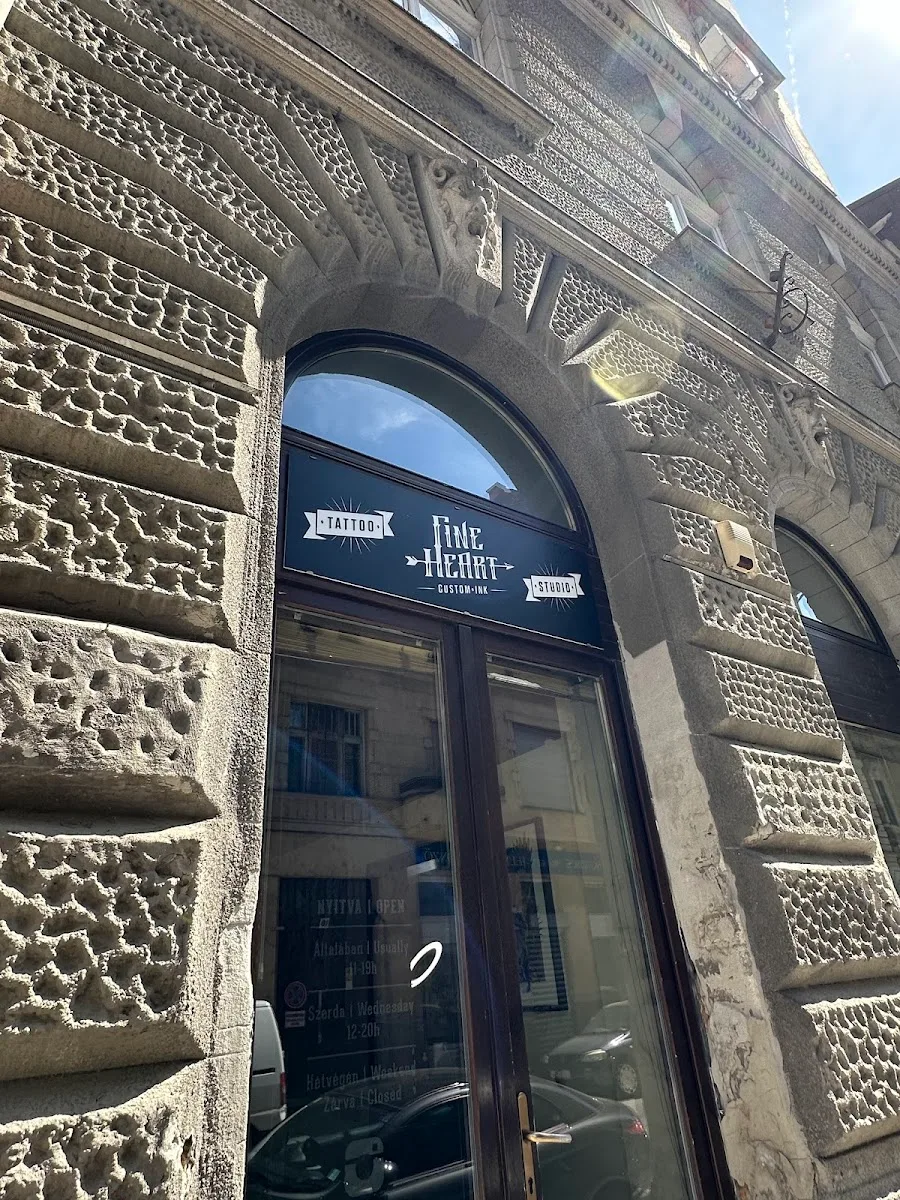 FINE HEART CUSTOM INK / TATTOO STUDIO BUDAPEST