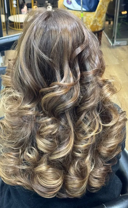 Zill salon - Best hair color in Bangalore | Best Unisex Salon in Bangalore