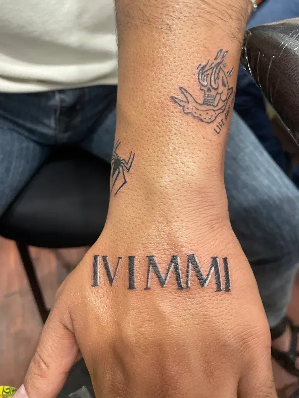 Vinay Tattooz & Training Academy