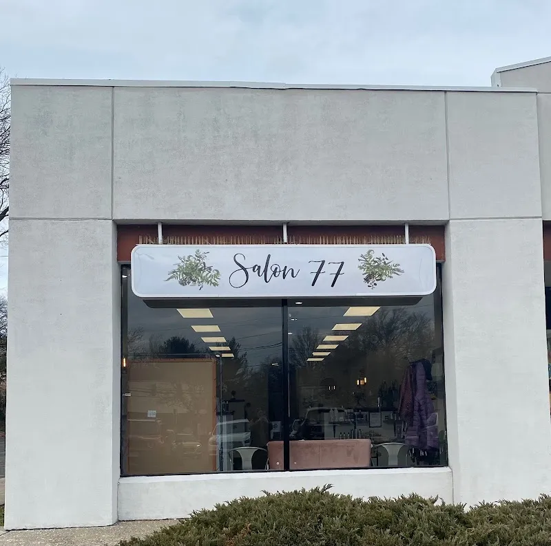 Salon 77