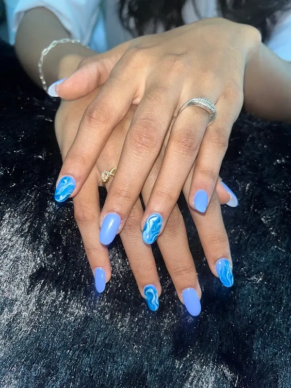 LUVAI UNISEX SALON & ACADEMY (Skin , Hair , Nails & Makeup)