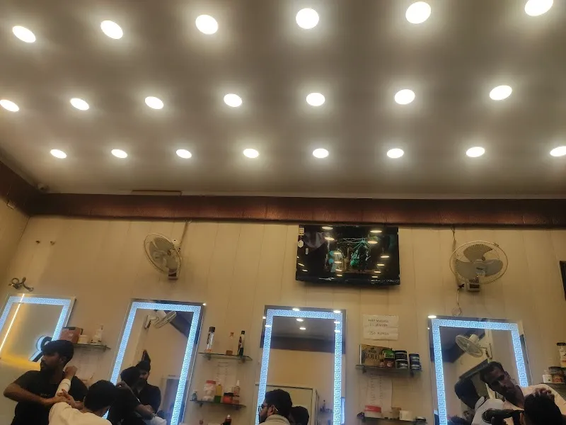 Star 111 Mens Salon