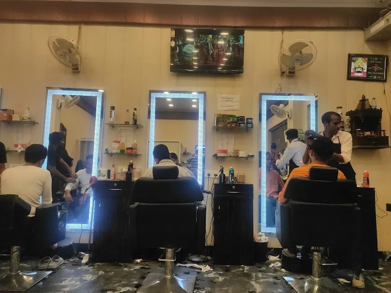 Star 111 Mens Salon