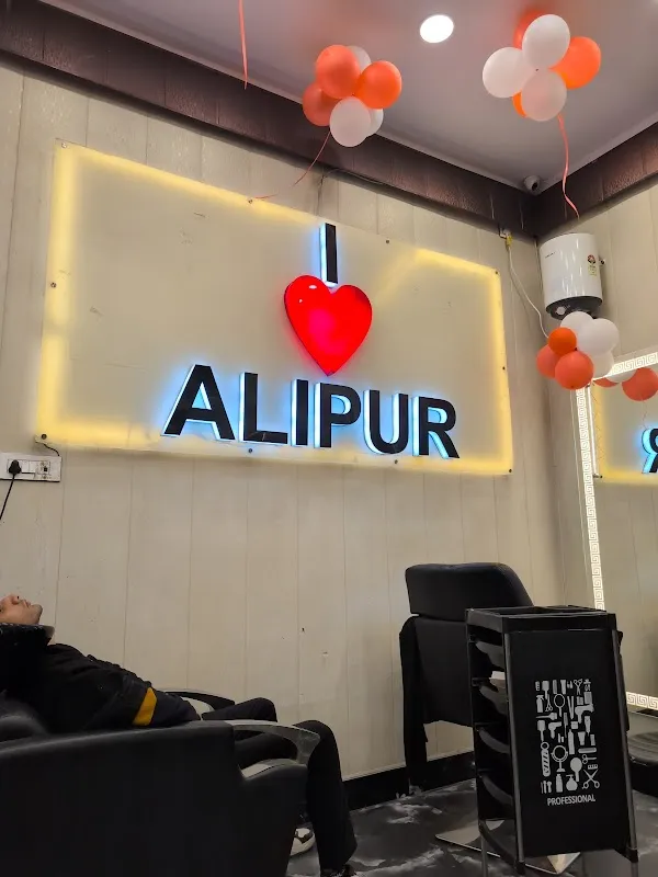 Star 111 Mens Salon