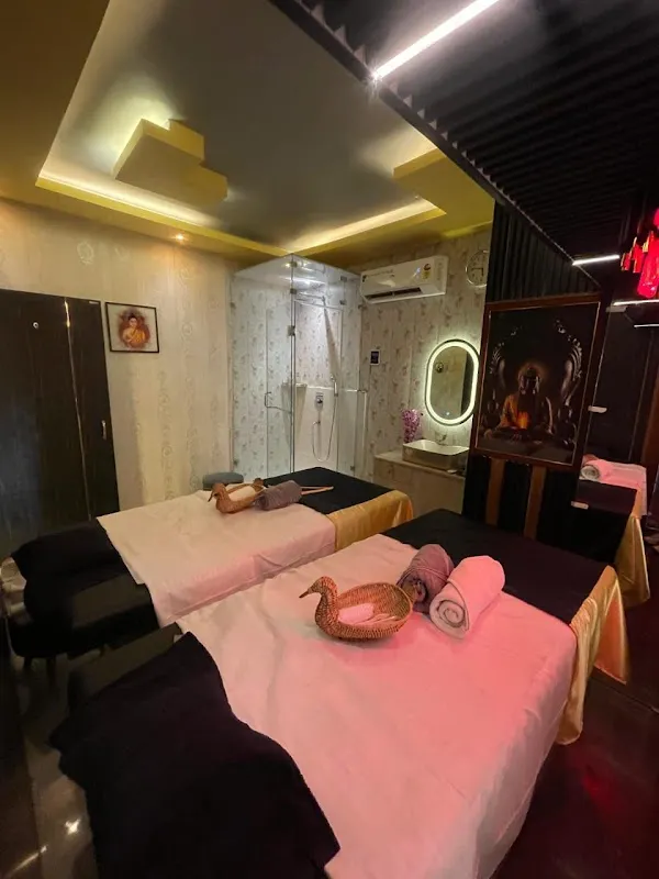 Ayu Veda Spa Saket-Massage Center in Saket | Luxury Spa in Saket | Best Spa in Saket