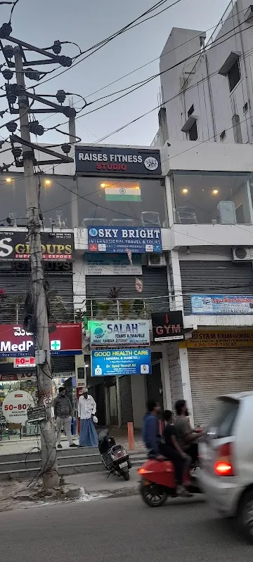 Raises Fitness Studio