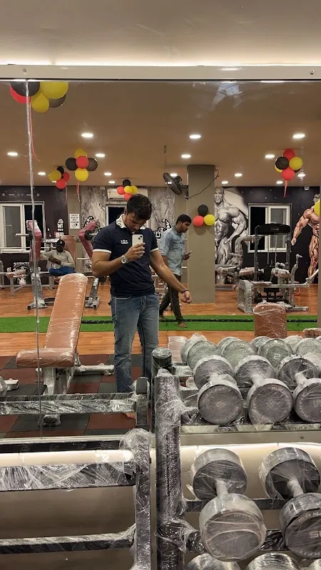 Raises Fitness Studio