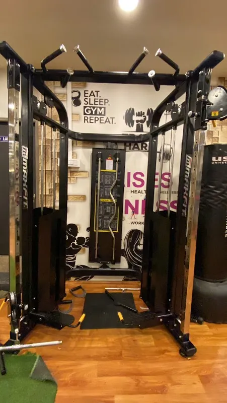 Raises Fitness Studio