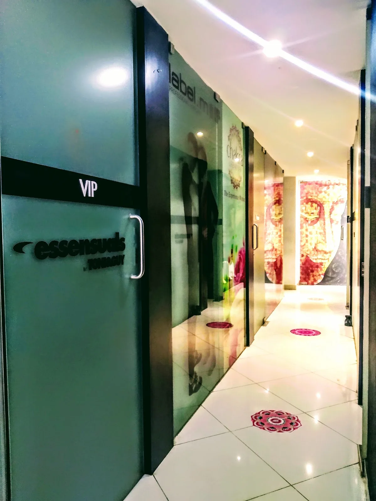 Essensuals Hairdressing by Toni&Guy, Kolapakkam