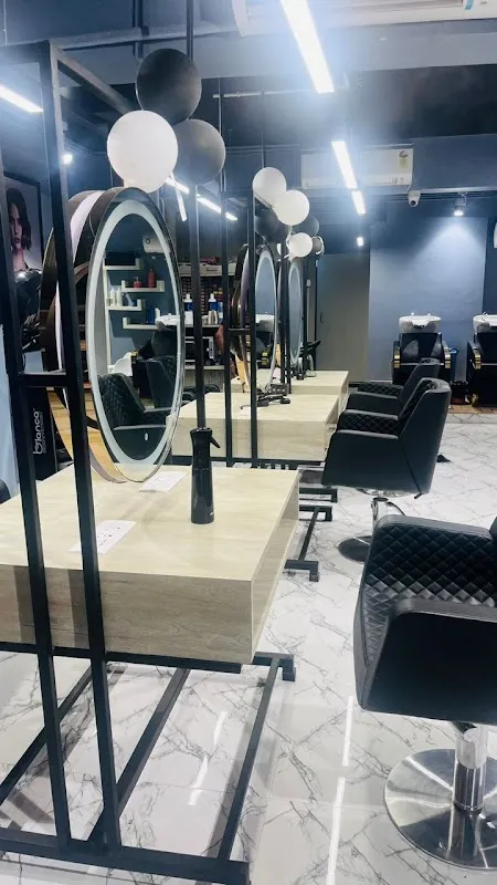 TONI & GUY Hairdressing
