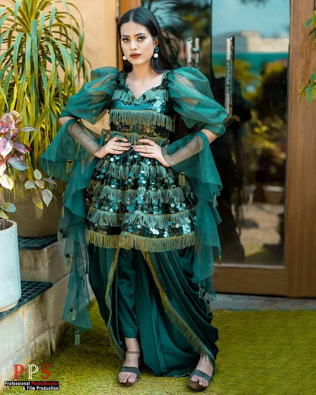 Akshita makeover (freelancer makeup artist near me)