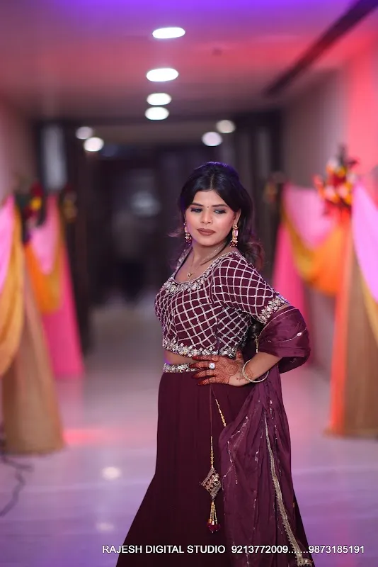 Akshita makeover (freelancer makeup artist near me)