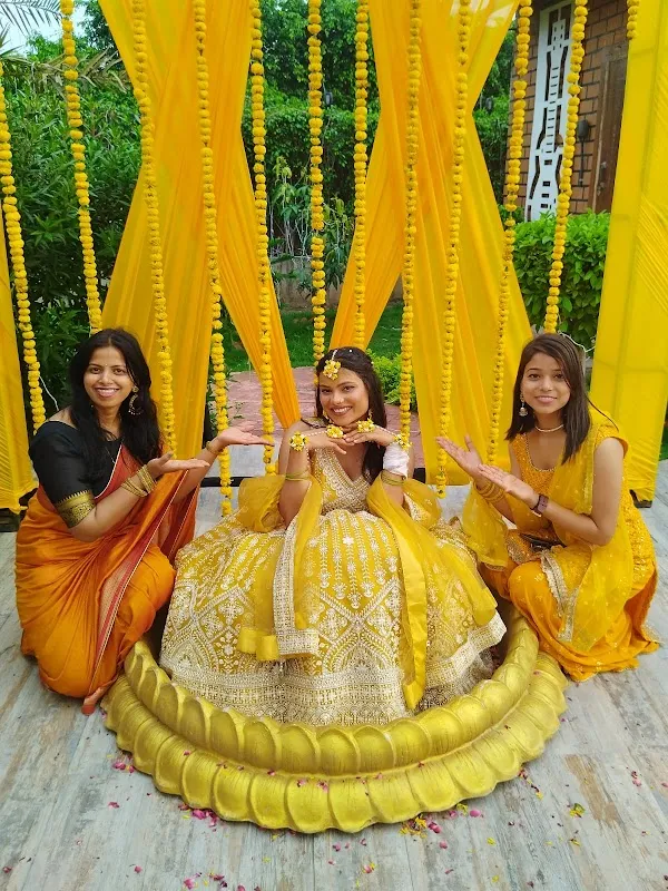 Akshita makeover (freelancer makeup artist near me)