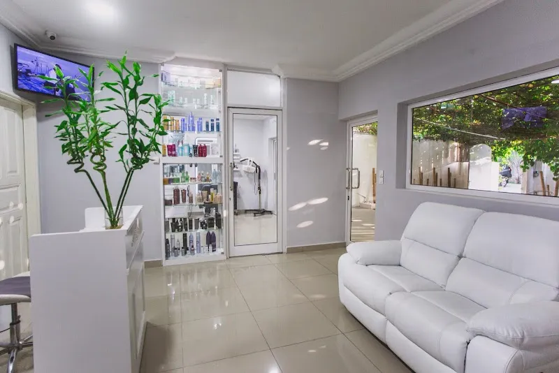 Madola Salon