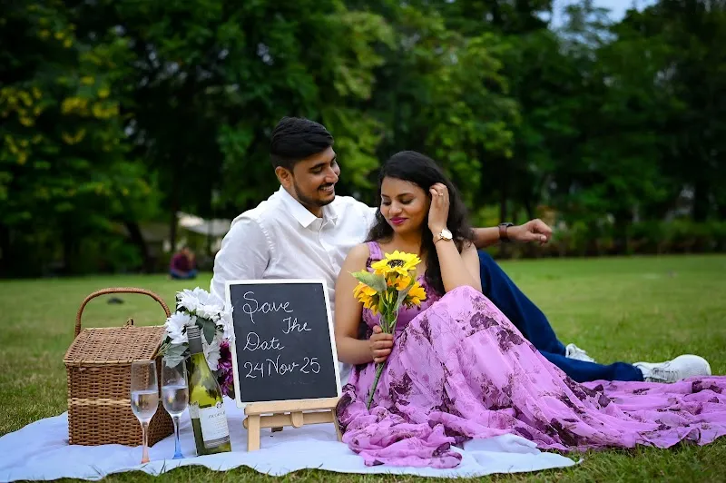 ChitraGeek Studios Pvt. Ltd. - Baby, Maternity, Pre-wedding Photographers in Varanasi