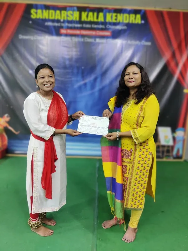 Sandarsh Kala Kendra | School of Fine Art