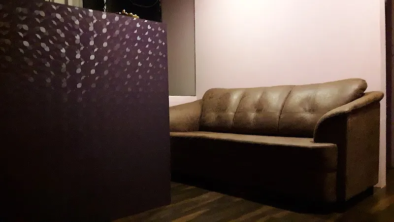 Skys Spa & Salon