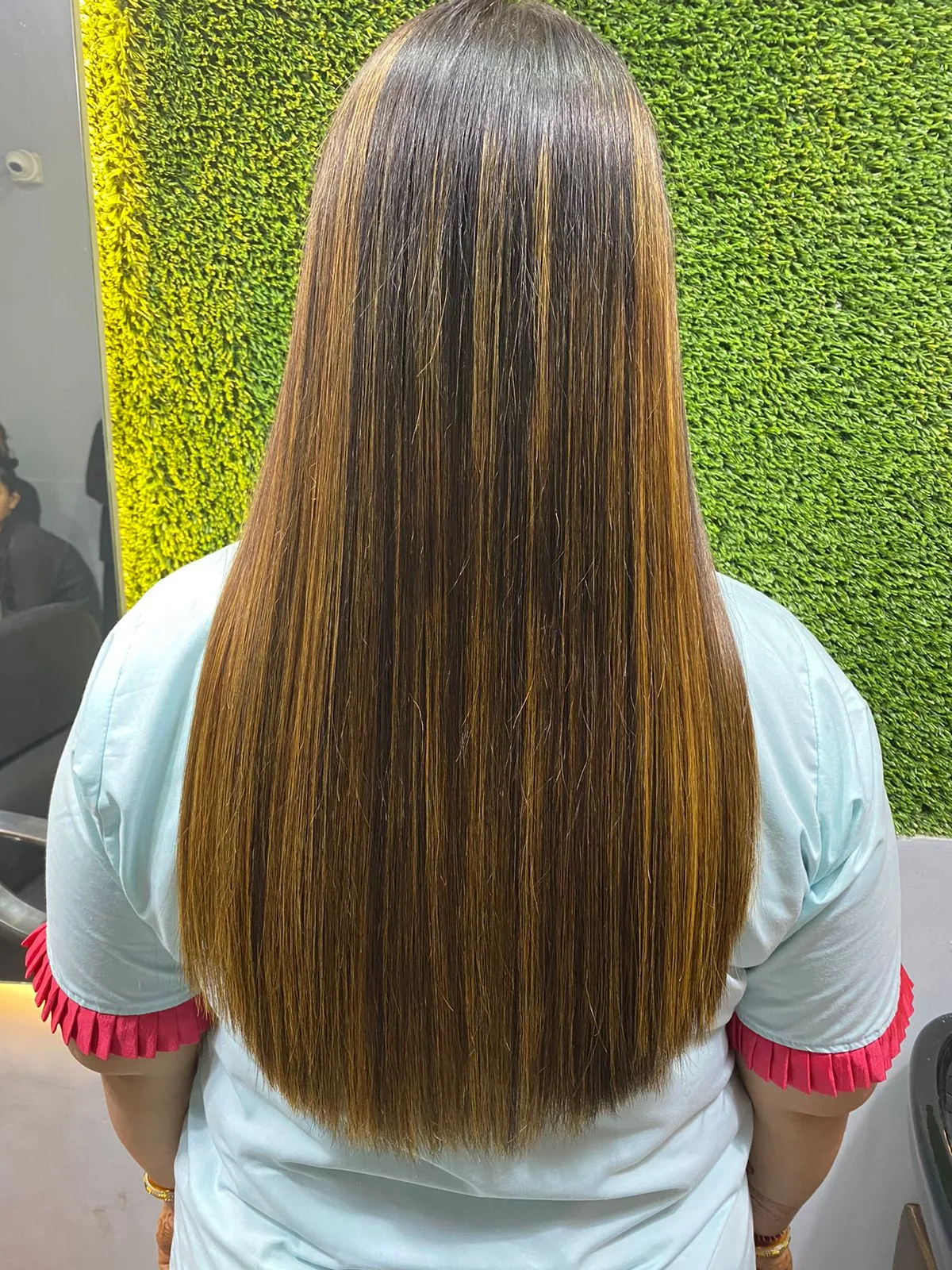 Kiran's hair'n Beauty salon