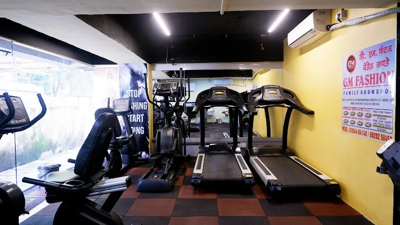 MUSCLE MADE FITNESS