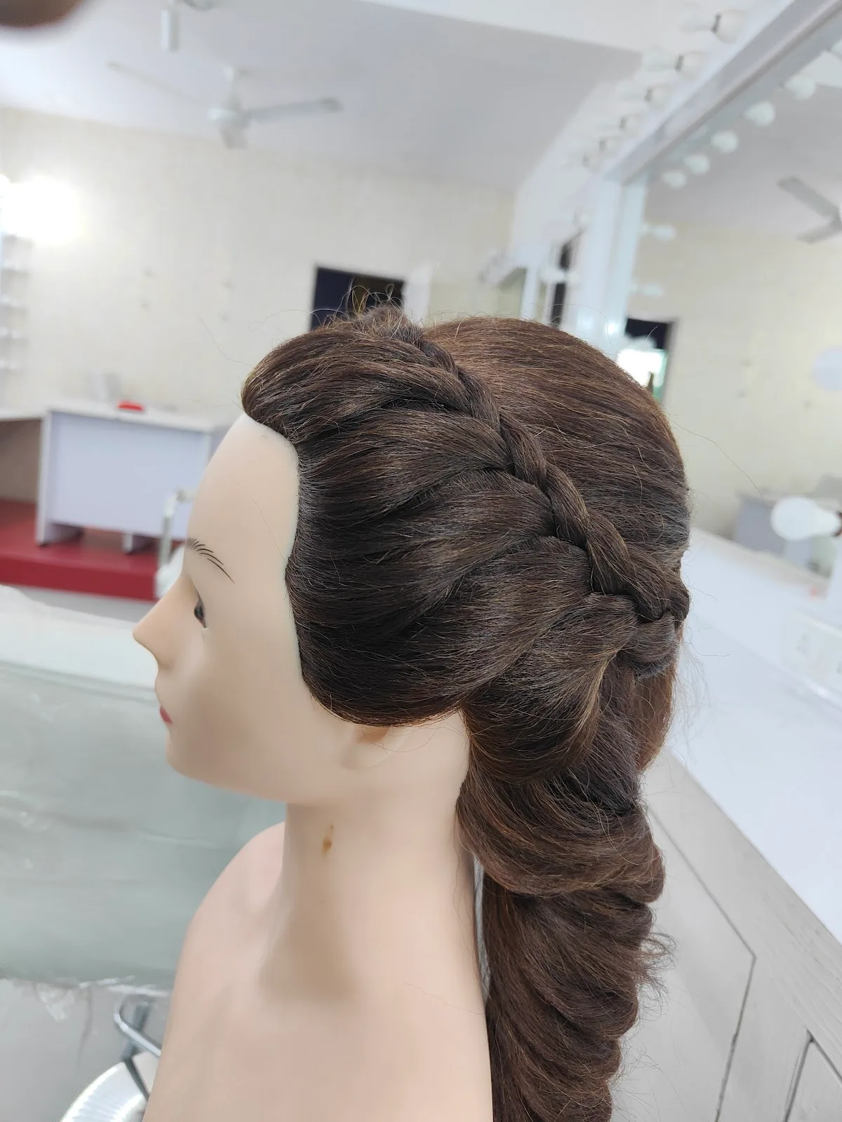 Swathi’s Beauty Studio & Academy