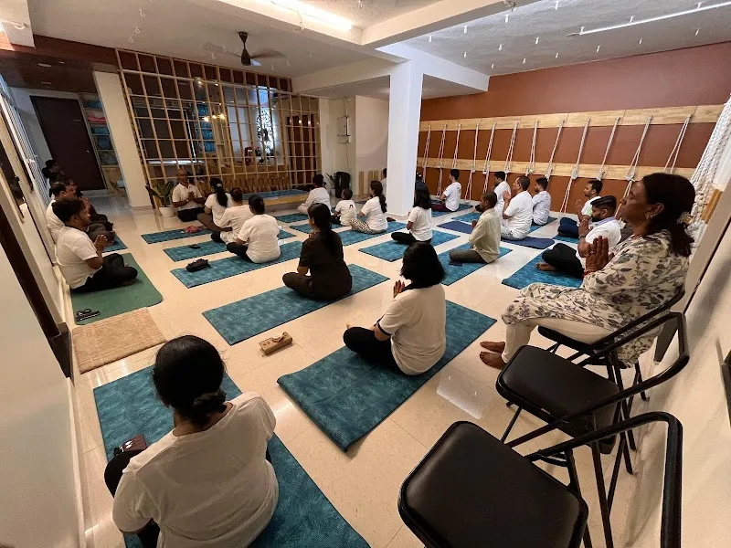 Smile Yoga Premium
