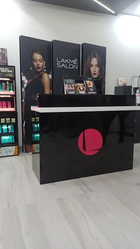 Lakme Salon For Him and Her in Savedi,Ahmednagar