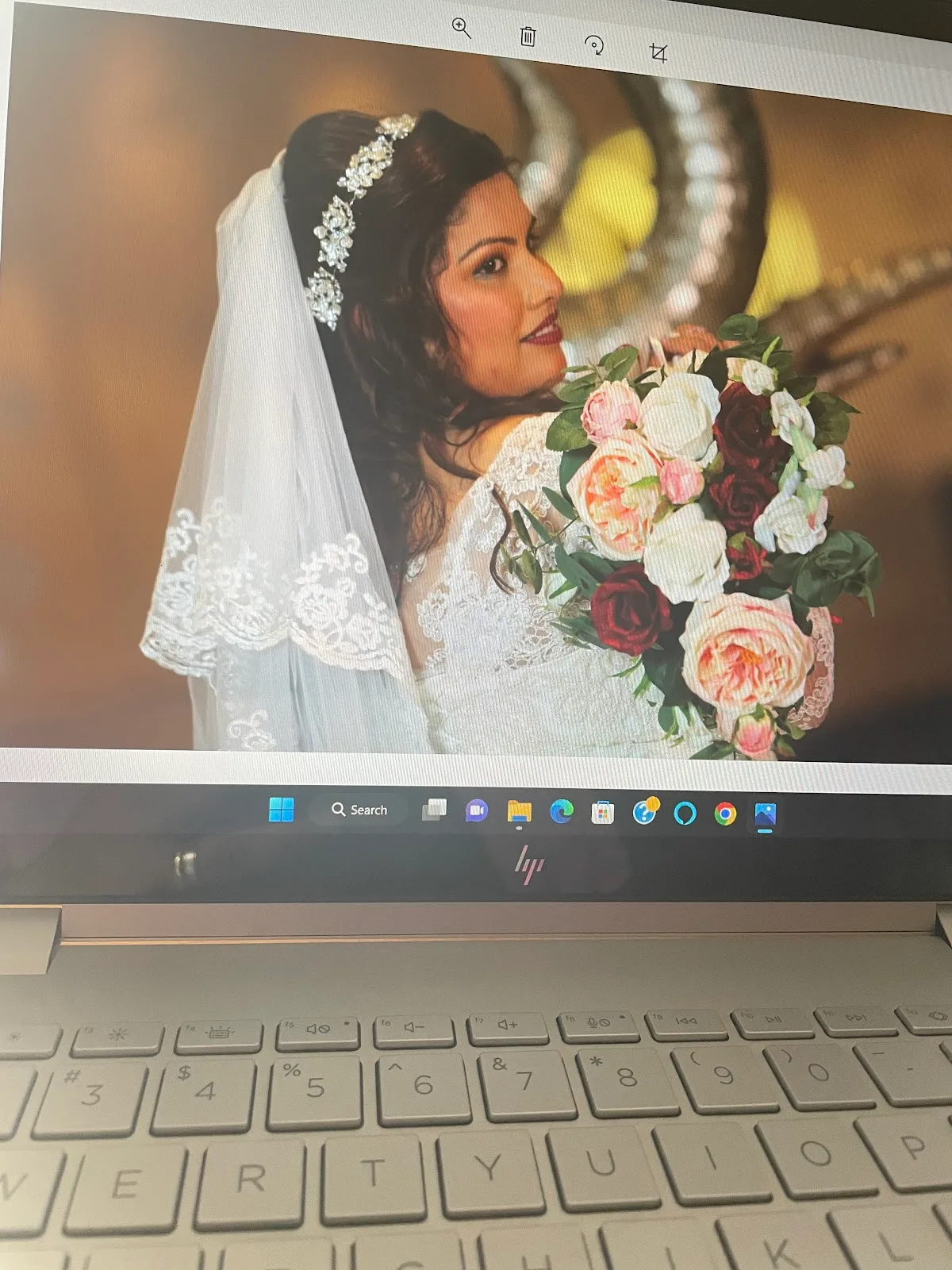Lakme Salon For Him and Her in Bhabola Naka,Vasai West,Vasai-Virar