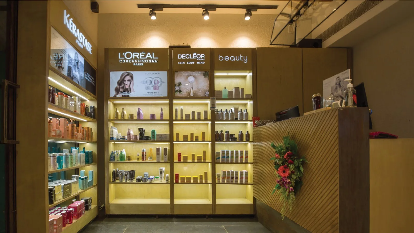 Enrich Salon JVLR Opp. Oberoi Splendor