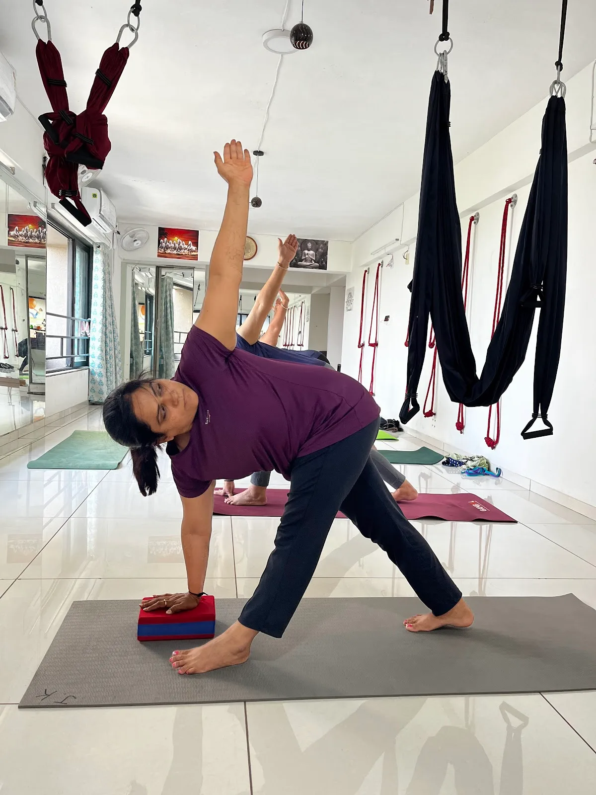 Suryansh Yoga Studio - Online Yoga & Wellness 🌎