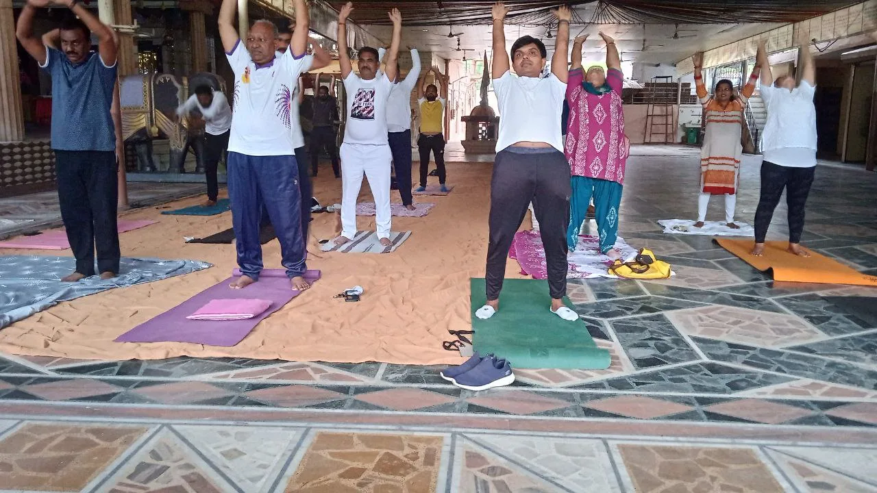 Suryansh Yoga Studio - Online Yoga & Wellness 🌎