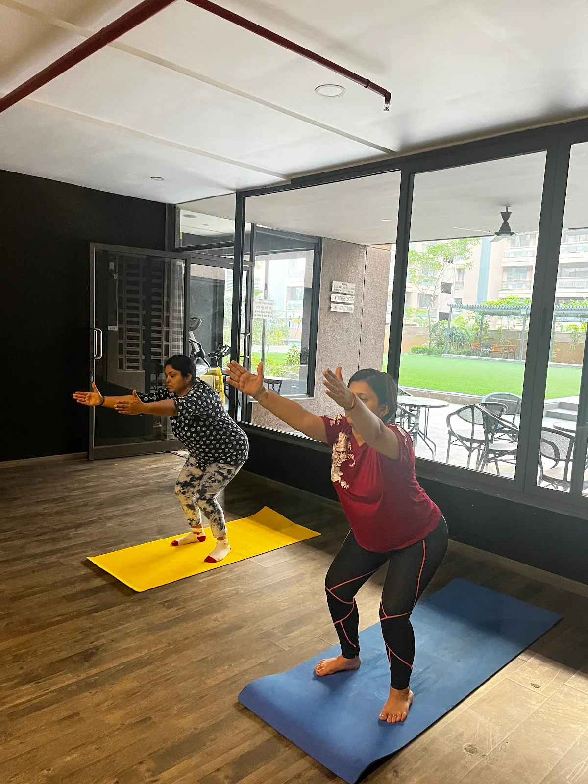 Suryansh Yoga Studio - Online Yoga & Wellness 🌎